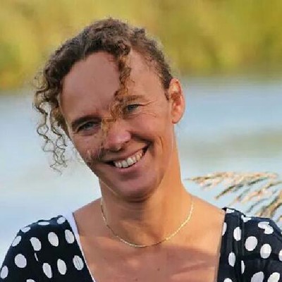 Nicolette van der Weide clusterdirecteur openbare scholen Molenland